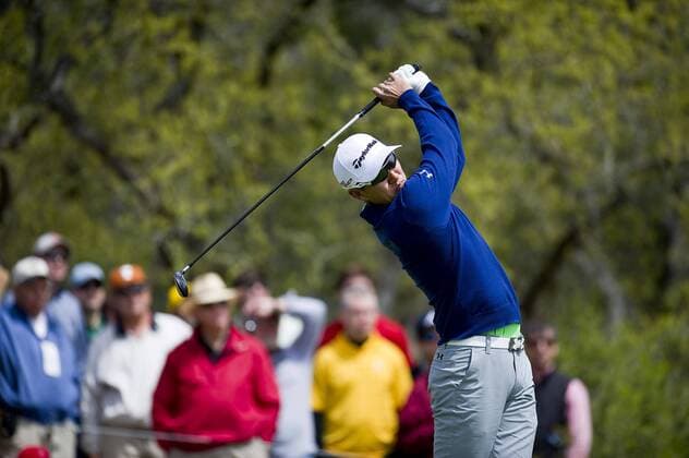 March 26, 2015: James Hahn watches his tee shot at hole 1 during the start of Round 1 at the Valero Texas Open, TPC San Antonio AT&T Oaks Course. San Antonio, Texas. PGA Golf Herren Golf 2015: Valero Texas Open MAR 26 - ZUMAc04_