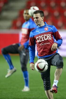 Czech soccer player Vladimir Darida practices during the training prior to the qualification match Czech Republic vs Latvia for the European Championships in Prague, Czech Republic, March 27, 2015. (CTKxPhoto MichalxKamaryt) CTKPhotoP201503270874001  kmt 6