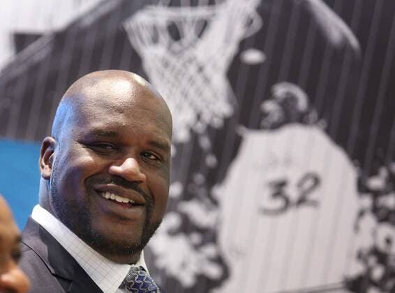 March 27, 2015 - Orlando, FL, USA - Shaquille O Neal smiles as he is inducted into the Orlando Magic Hall of Fame at the Amway Center in Orlando, Fla., on Friday, March 27, 2015. Orlando Magic add Shaquille O Neal to team s Hall of Fame - ZUMAm67_