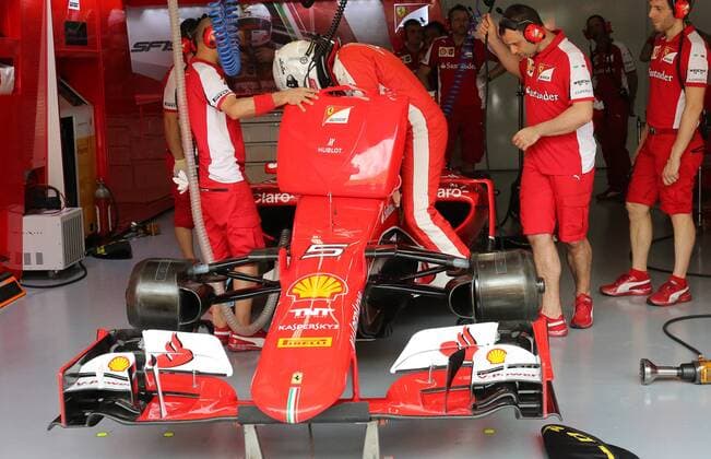 Sebastian Vettel, Scuderia Ferrari, formula 1 GP, Malaysia in Kuala Lumpur Sepang 28.03.2015 Photo:mspb Thomas Melzer Sebastian Vettel, formula 1 GP, Malaysia