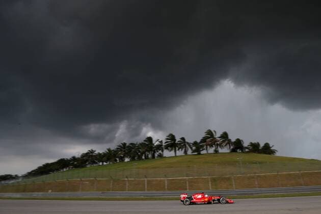 Motorsports: FIA Formula One World Championship WM Weltmeisterschaft 2015, Grand Prix of Malaysia, 5 Sebastian Vettel (GER, Scuderia Ferrari), xHOCHxZWEIx