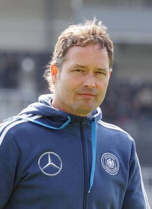 Sandhausen , Fußball Länderspiel U 19 UEFA EM Qualifikation Deutschland vs. Irland , Trainer Marcus Sorg ( GER )