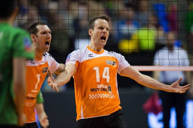 28.03.2015, Max Schmeling Halle, Berlin Volleyball, 2015 CEV Volleyball Champions League, Final Four, Halbfinale, BR Volleys (GER) vs. Zenit Kazan (RUS) Jubel Scott Joseph Touzinsky ( 1 Berlin), Tomas Kmet ( 14 Berlin)