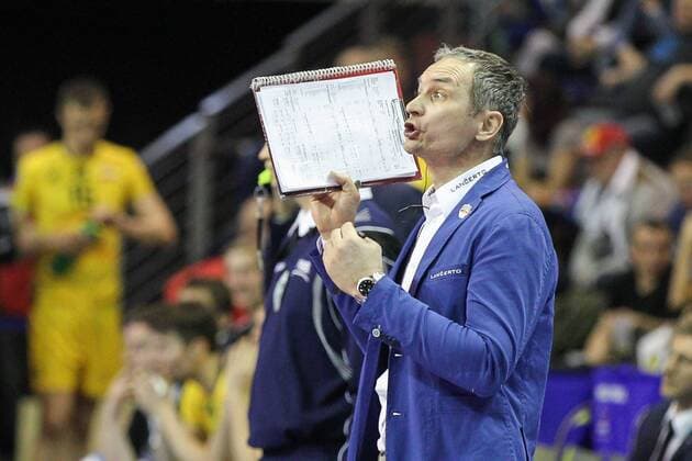 28.03.2015 BERLIN, MEN CEV VOLLEYBALL CHAMPIONS LEAGUE FINAL FOUR 2014 2015 - SEMIFINAL MATCH ASSECO RESOVIA RZESZOW vs PGE SKRA BELCHATOW SSA: ANDRZEJ KOWAL - COACH  20150328FNMG285