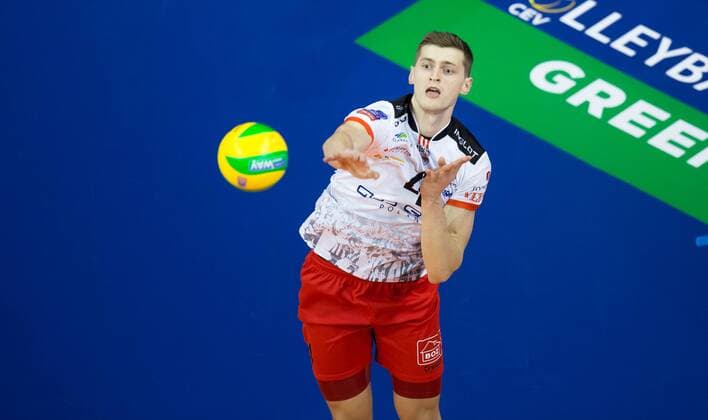 Berlin, Deutschland, 28.03.2015: Volleyball CEV Champions League Final 4 2015 - Halbfinale 2 PGE Skra Belchatow - Asseco Resovia Rzeszow. Piotr Nowakowski (Rzeszow 4)