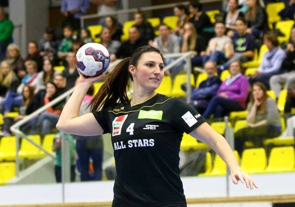 28.03.2015, BSFZ Suedstadt, Maria Enzersdorf, AUT, OeHB Cup, All Star Game, im Bild Mirna Jukic (All Stars) during the OeHB Cup All Star Game at the BSFZ Suedstadt, Maria Enzersdorf, Austria on 2015 03 28,  EP_puc  