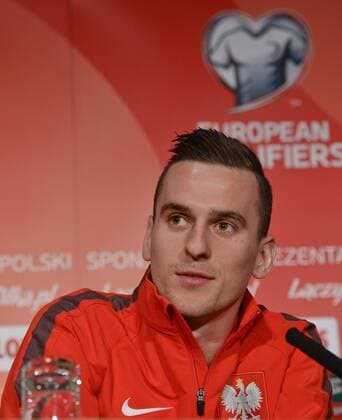 March 28, 2015 - Dublin, Ireland - Arkadiusz Milik, a member of the Polish football team, during the pre-match press conference PK Pressekonferenz ahead of the Euro 2016 qualifier between the Republic of Ireland and Poland. Dublin, Ireland. Saturday 28 March 2015. Photo by: Artur Widak NurPhoto Polish Football team arrives to Dublin for Euro 2016 qualifier  - ZUMAn230