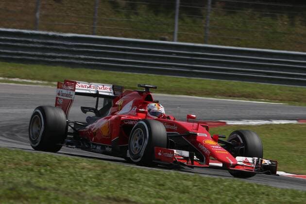 Motorsports: FIA Formula One World Championship WM Weltmeisterschaft 2015, Grand Prix of Malaysia, 5 Sebastian Vettel (GER, Scuderia Ferrari), xHOCHxZWEIx