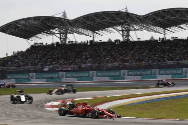 Motorsports: FIA Formula One World Championship WM Weltmeisterschaft 2015, Grand Prix of Malaysia, 7 Kimi Raikkonen (FIN, Scuderia Ferrari), xHOCHxZWEIx