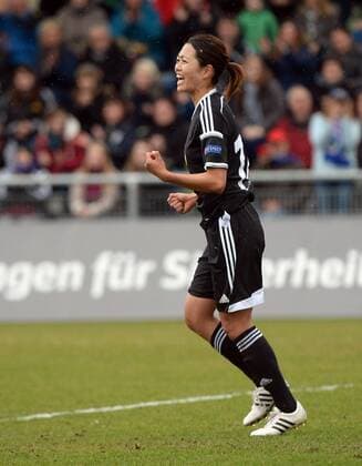 29.03.2015, xjhx, Fussball Champions League 1 4 Finale, 1.FFC Frankfurt - Bristol Academy WFC, v.l. Kozue Ando (1.FFC Frankfurt), celebrate the goal 1:0
