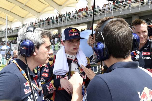 Motorsports: FIA Formula One World Championship WM Weltmeisterschaft 2015, Grand Prix of Malaysia, 33 Max Verstappen (NLD, Scuderia Toro Rosso), xHOCHxZWEIx