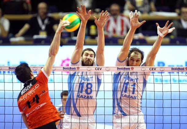 BERLIN , MAX-SCHMELING HALLE 29.03.2015 VOLLEYBALL MEN S CEV DENIZBANK CHAMPIONS LEAGUE FINAL FOUR THE FINAL GAME SEASON 2014 2015 ASSECO RESOVIA RZESZOW - ZENIT KAZAN RAFAL BUSZEK ( RESOVIA ) MAXIM MIKHAILOV ( ZENIT ) ANDREY ASHCHEV ( ZENIT )  150329MIN135