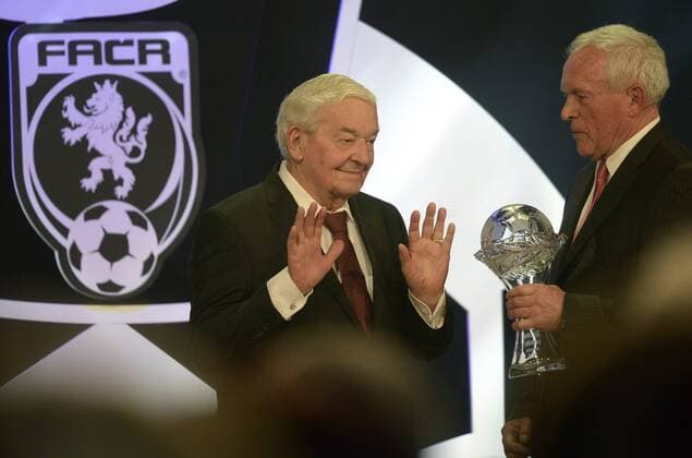 Rudolf Bata, respected football official, left, was inducted into the Hall of Fame during the Czech Footballer of the Year for 2014 ceremony, organised by the Czech Football Association (FACR) in Prague, Czech Republic, March 29, 2015. At right is former Czech goalkeeper Ivo Viktor. (CTKxPhoto MichalxKrumphanzl) CTKPhotoP201503290497301  _KRU6358