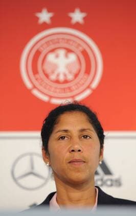 30.03.2015, xfux, Fussball, DFB Pressekonferenz Damen, v.l. Neue Trainerin Steffi Jones (Deutsche Fussball Nationalmanschaft Damen)