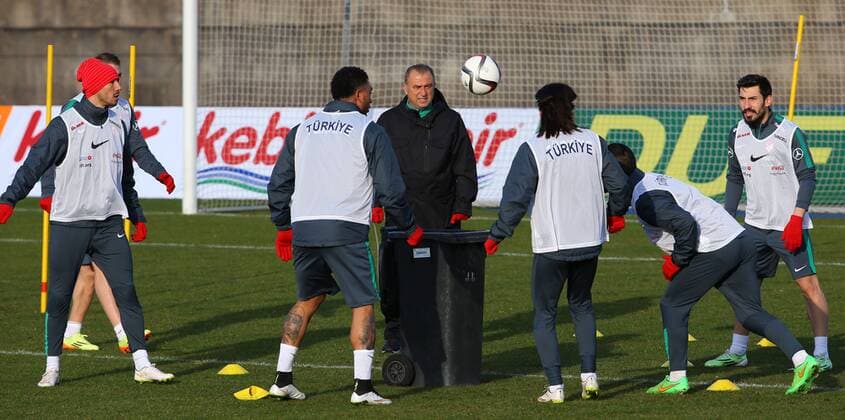 Turkey National football team during a training session in Luksenburg 30 March 2015. Pictured: Coach Fatih Terim, 