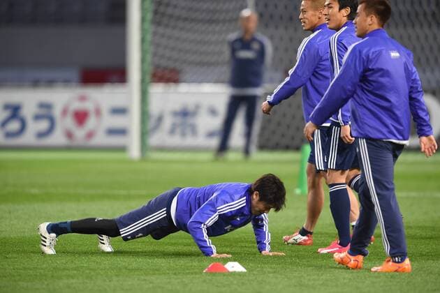 Atsuto Uchida (JPN), MARCH 30, 2015 - Football Soccer : Japan training session at Tokyo Stadium in Tokyo, Japan. Noxthirdxpartyxsales  (dlra004164)