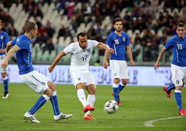 Turin, Italy - England Andros Townsend shoots and scores the equalising goal xPaoloxNuccix  ActionPlus11609750