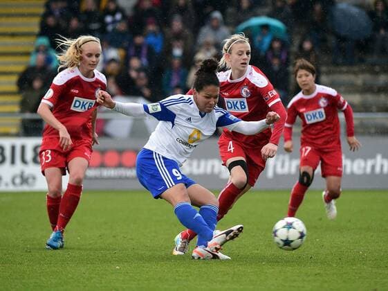 01.04.2015, xjhx, Fussball DFB Pokal Halbfinale Damen, 1.FFC Frankfurt - Turbine Potsdam, v.l. Nina Frausing Pedersen (Turbine Potsdam), Celia Sasic (1.FFC Frankfurt), Johanna Elsig (Turbine Potsdam)