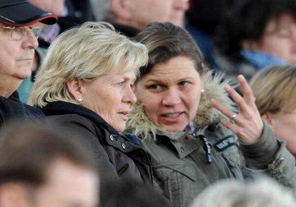 01.04.2015, xfux, Fussball DFB Pokal Halbfinale Damen, 1.FFC Frankfurt - Turbine Potsdam, v.l. Trainerin Silvia Neid ((Deutsche Fussball Nationalmanschaft Damen)