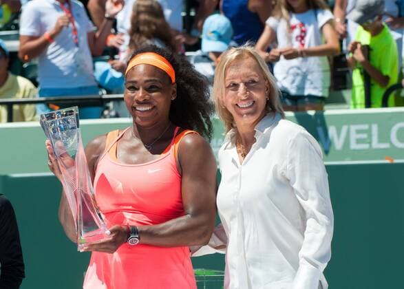 April 4, 2015: Serena Williams accepting the tropy from Martina Navratilova. Serena Williams (USA) wins the women s final match at the Miami Open in Key Biscayne, FL TENNIS: APR 04 Miami Open Icon1504041673 EDITORIAL USE ONLY