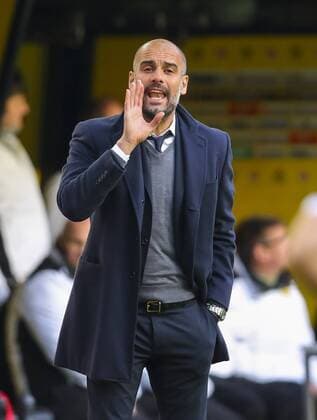 Trainer Cheftrainer Pep GUARDIOLA (FCB) Emotionen, Gefuehle, Reaktion, Wut, wuetend, schrei, Wutausbruch, Aktion gestikuliert und gibt Anweisungen, Aktion, Einzelbild, Gestik, Geste, Handbewegung, zeigen, deuten Fussball 1. Bundesliga , Dortmund, am 04.04.2015 BORUSSIA DORTMUND - FC BAYERN MUENCHEN 0-1 27.Spieltag, Liga1, Liga01, 1.Liga BVB, FCB, Saison 2014 2015