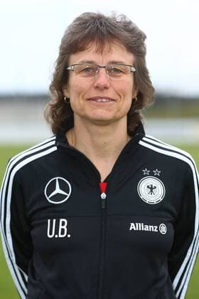 04.04.2015 - Fussball - Saison 2014 2015 - Training und Fototermin DFB Nationalmannschaft Damen Frauen GER Bundesrepublik Deutschland - JüRa - Ulrike Ballweg (Assistenztrainerin Bundesrepublik Deutschland GER) Einzelfoto Portrait