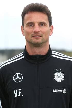04.04.2015 - Fussball - Saison 2014 2015 - Training und Fototermin DFB Nationalmannschaft Damen Frauen GER Bundesrepublik Deutschland - JüRa - Michael Fuchs (Torwarttrainer, Bundesrepublik Deutschland GER) Einzelfoto Portrait