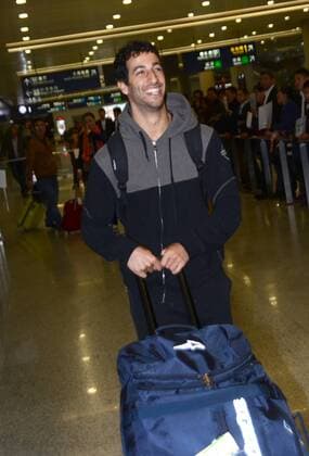 Australian F1 driver Daniel Ricciardo of Infiniti Red Bull Racing smiles after arriving at the Shanghai Pudong International Airport in Shanghai, China, 8 April 2015. Daniel Ricciardo arrives in Shanghai for F1 Chinese Grand Prix  pbu255943_16