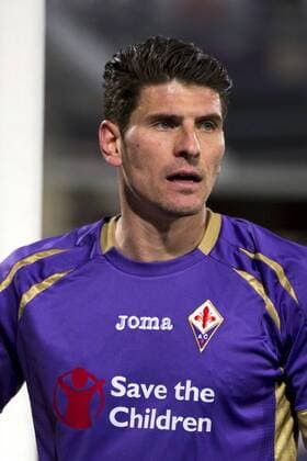 Mario Gomez (Fiorentina) APRIL 7, 2015 - Football Soccer : Coppa Italia (Tim Cup) Semi-final 2nd leg match between Fiorentina 0-3 Juventus at Artemio Franchi Stadium in Firenze, Italy. Noxthirdxpartyxsales  (ptmb073184)