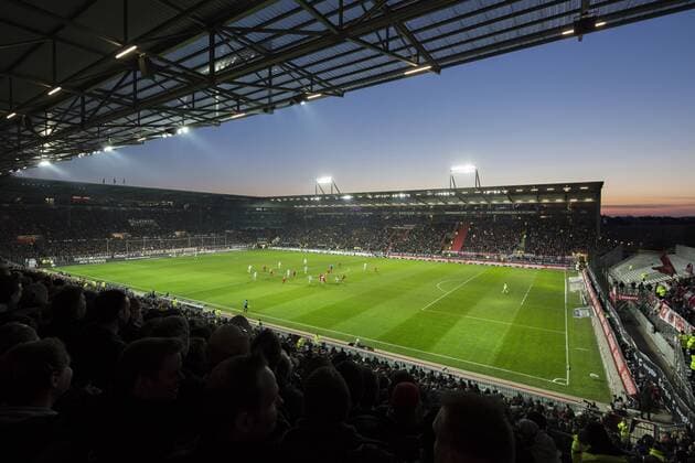 Fußball, Stadiongeschichte FC St. Pauli Millerntorstadion Übersicht 06.04.2015, Hamburg, FC St.Pauli