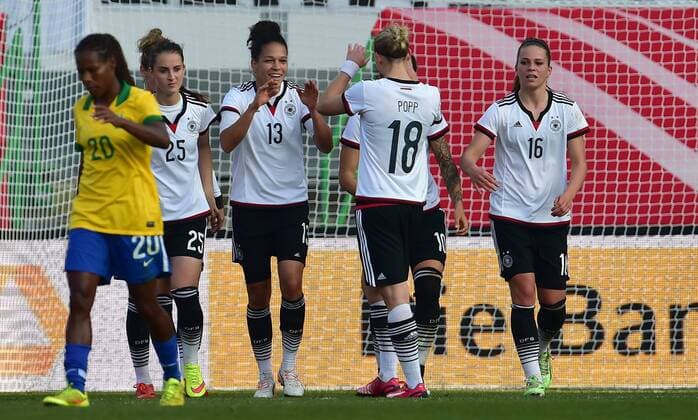 08.04.2015 - Frauen Damen Fussball - Länderspiel - Testspiel Freundschaftsspiel - Deutschland Germany - Brasilien Brazil - - Torjubel Jubel Freude nach Tor zum 1:0 durch Celia Sasic (13, Deutschland )