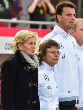 08.04.2015 - Frauen Damen Fussball - Länderspiel - Testspiel Freundschaftsspiel - Deutschland Germany - Brasilien Brazil - - Silvia Neid (Trainerin Deutschland ) Michael Mix Fuchs (Torwarttrainer Deutschland )
