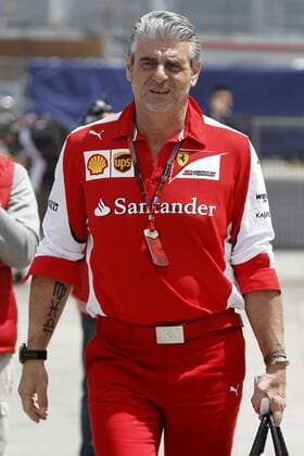 Motorsports: FIA Formula One World Championship WM Weltmeisterschaft 2015, Grand Prix of China, Maurizio Arrivabene (ITA, Scuderia Ferrari) xHOCHxZWEIx