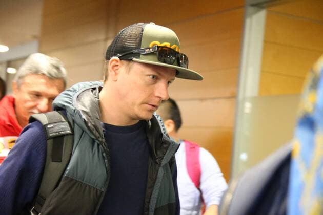 Finnish F1 driver Kimi Raikkonen of Ferrari is pictured after arriving at the Shanghai Pudong International Airport in Shanghai, China, 9 April 2015. Kimi Raikkonen receives warm welcome in Shanghai  pbu256495_08