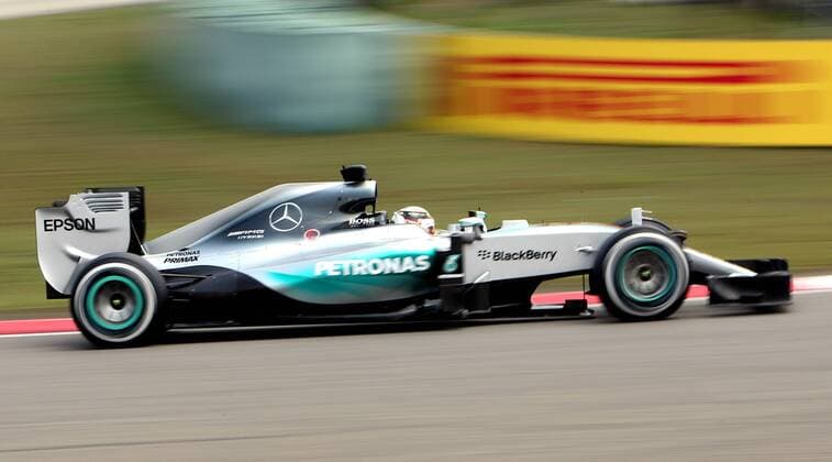 (150410) -- SHANGHAI, April 10, 2015 -- Mercedes AMG Petronas F1 Team s British driver Lewis Hamilton drives his car during the first practice session of the Formula One Chinese Grand Prix in Shanghai, east China, April 10, 2015. ) (SP)CHINA-SHANGHAI-F1-PRACTICE FanxJun 