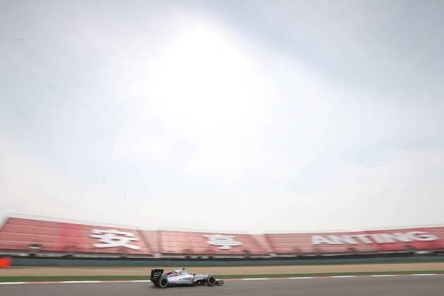 Motorsports: FIA Formula One World Championship WM Weltmeisterschaft 2015, Grand Prix of China, 77 Valtteri Bottas (FIN, Williams Martini Racing), xHOCHxZWEIx