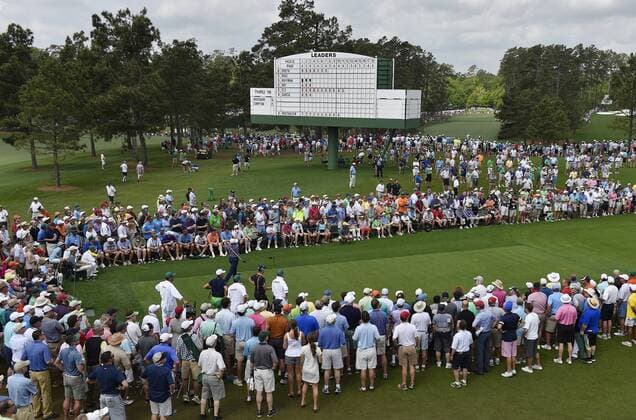 Jordan Spieth hits his tee shot on the 8th hole in the second round of the 2015 Masters Tournament at Augusta National Golf Club in Augusta, Georgia on April 10, 2015.  AUG20150410134 KEVINxDIETSCH
