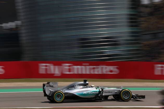 Motorsports: FIA Formula One World Championship WM Weltmeisterschaft 2015, Grand Prix of China, 44 Lewis Hamilton (GBR, Mercedes AMG Petronas Formula One Team), xHOCHxZWEIx
