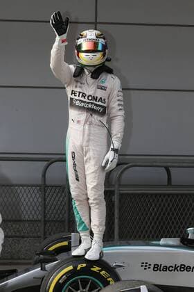 Motorsports: FIA Formula One World Championship WM Weltmeisterschaft 2015, Grand Prix of China, 44 Lewis Hamilton (GBR, Mercedes AMG Petronas Formula One Team), xHOCHxZWEIx