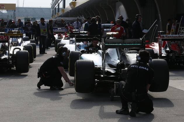 Motorsports: FIA Formula One World Championship WM Weltmeisterschaft 2015, Grand Prix of China, technical detail xHOCHxZWEIx