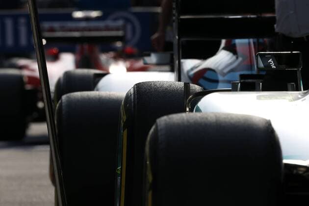 Motorsports: FIA Formula One World Championship WM Weltmeisterschaft 2015, Grand Prix of China, technical detail, Pirelli, tire, tires, tyre, tyres, wheel, wheels, Reifen, Rad, feature xHOCHxZWEIx