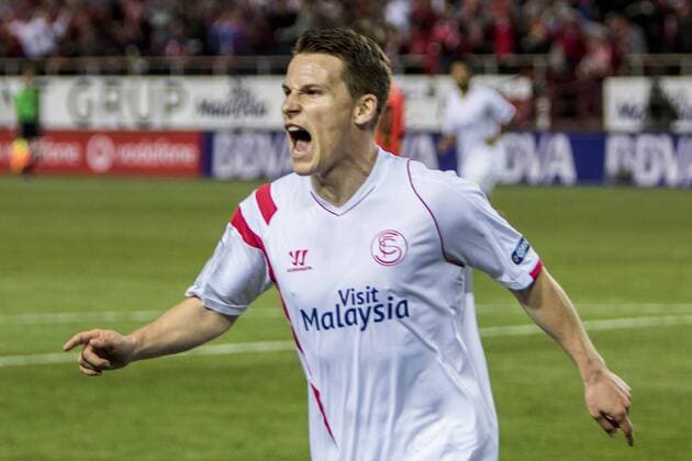 April 11, 2015 - Seville, Spain - Kevin Gameiro of Sevilla FC celebrates after scoring 2-2 during the match of La Liga (BBVA) between Sevilla FC and FC Barcelona Barca at the Ramon Sanchez Pizjuan Stadium on 11 April, 2015 in Seville, Spain..Photo: Daniel Gonzalez Acuna NurPhoto Liga BBVA: Sevilla FC vs FC Barcelona  - ZUMAn230