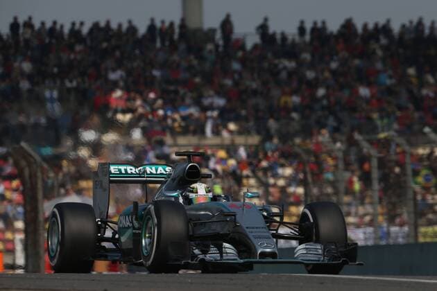 Motorsports: FIA Formula One World Championship WM Weltmeisterschaft 2015, Grand Prix of China, 44 Lewis Hamilton (GBR, Mercedes AMG Petronas Formula One Team), xHOCHxZWEIx