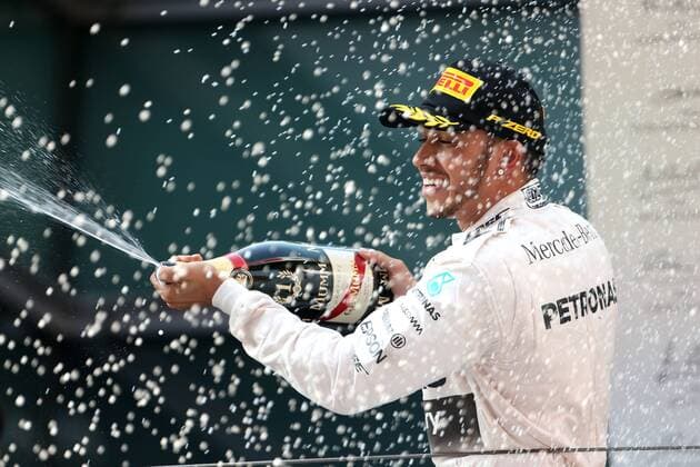 Motorsports: FIA Formula One World Championship WM Weltmeisterschaft 2015, Grand Prix of China, 44 Lewis Hamilton (GBR, Mercedes AMG Petronas Formula One Team), xHOCHxZWEIx