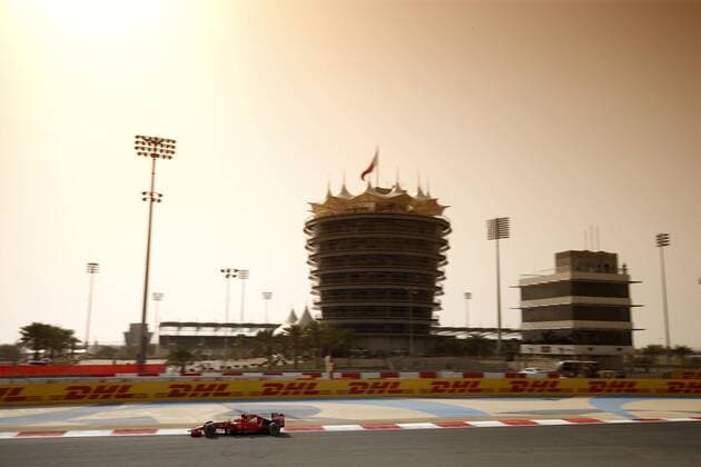 Motorsports: FIA Formula One World Championship WM Weltmeisterschaft 2015, Grand Prix of Bahrain, 7 Kimi Raikkonen (FIN, Scuderia Ferrari), xHOCHxZWEIx