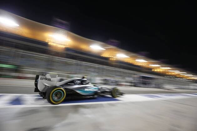 Motorsports: FIA Formula One World Championship WM Weltmeisterschaft 2015, Grand Prix of Bahrain, 6 Nico Rosberg (GER, Mercedes AMG Petronas Formula One Team), xHOCHxZWEIx