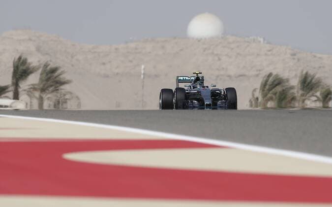Motorsports: FIA Formula One World Championship WM Weltmeisterschaft 2015, Grand Prix of Bahrain, 6 Nico Rosberg (GER, Mercedes AMG Petronas Formula One Team), xHOCHxZWEIx