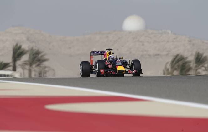 Motorsports: FIA Formula One World Championship WM Weltmeisterschaft 2015, Grand Prix of Bahrain, 3 Daniel Ricciardo (AUS, Infiniti Red Bull Racing), xHOCHxZWEIx