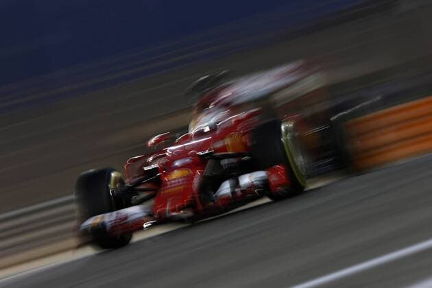 18.04.2015 - Qualifying, Sebastian Vettel (GER) Scuderia Ferrari SF15-T Bahrain Grand Prix, Sakhir 16 - 19 April 2015 