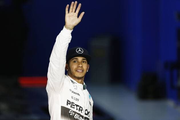 Motorsports: FIA Formula One World Championship WM Weltmeisterschaft 2015, Grand Prix of Bahrain, 44 Lewis Hamilton (GBR, Mercedes AMG Petronas Formula One Team), xHOCHxZWEIx